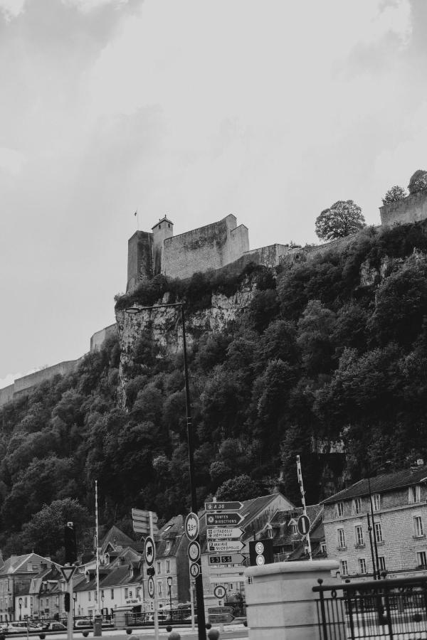 Le Viotte - Unique ! 3 Logements Disponibles Besançon Eksteriør billede
